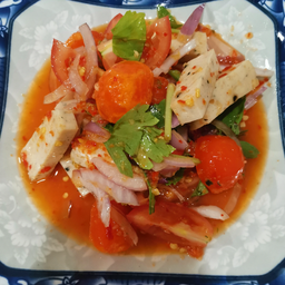 ยำหมูยอไข่แดงเค็ม