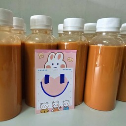 ชาไทย 4 ขวด