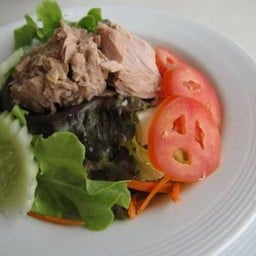 สลัดทูน่า