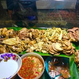 ต้มแซ่บ ลวกจิ้มหมู สเต๊ก