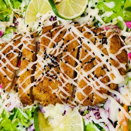 หมูทอดทงคัตสึTONKATSU เสริฟพร้อมสลัดครีมมะนาว