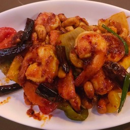 กุ้งผัดเม็ดมะม่วง