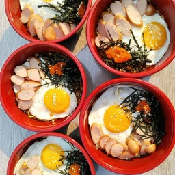 มาม่าไข่ดาวใส้กรอก