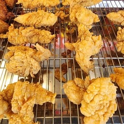 ไก่ทอด 9 ล้าน