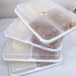 ข้าวราด ปลาดุกทอดกรอบราดพริก+ผัดหอยลาย (หมายเหตุ ไม่สามารถเปลี่ยนเมนูได้)