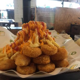 L:นักเก็ด+เฟร้นฟราย