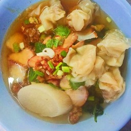 บะหมี่เกี๊ยวหมูแดง หมูกรอบ 28
