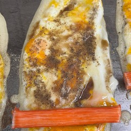 ไข่+ปูอัด แม๊กกี้ พริกไท