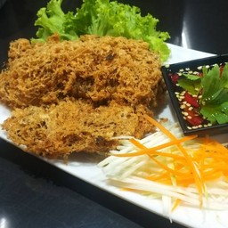 ยำปลาดุกฟู