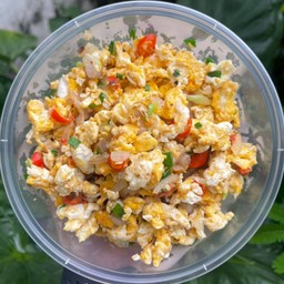 ข้าว ไข่คั่วน้ำปลา