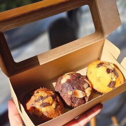 เค้กกล้วยหอมแพ็ค 3 ชิ้นเลือกหน้าได้