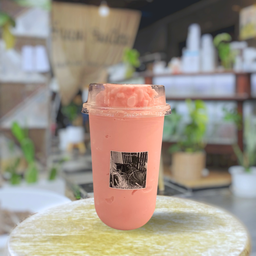 นมสดสตรอว์เบอร์รี่ ปั่น