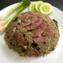 ข้าวผัดแหนม