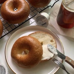 Plain Bagel With  Hot Americano