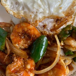 กุ้งผัดพริกหยวก