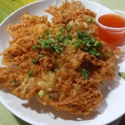 ผัดไทยโบราณ & หอยทอด ตลาดน้ำขวัญเรียม & พูนสินธานี 2