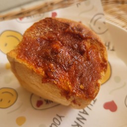 Poun poun ขนมปังไส้ทะลัก -