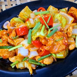 ไก่ผัดเม็ดมะม่วง