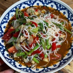 ตำซั่วผักลวก