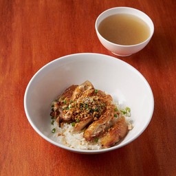 ข้าวต้มแห้งไก่อบ