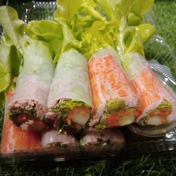 สลัดโรลปูอัด+ทูน่า