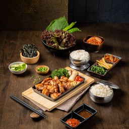 เซทสามชั้นย่าง พร้อมทาน สำหรับ2ท่าน