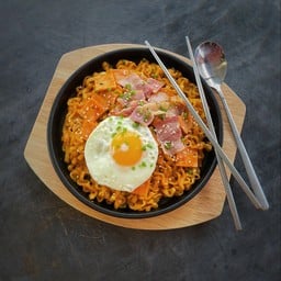 คาโบนาร่า ( เผ็ด )