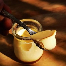 คัสตาร์ด