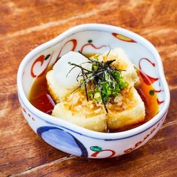 Agedashi Tofu เต้าหู้ทอดราดนำ้เทม