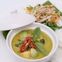 ข้าวสวยแกงเขียวหวานไก่ – Green Chicken Curry & Rice