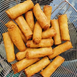 ปอเปี๊ยะทอดวุ้นเส้นเห็ดหอมผัก