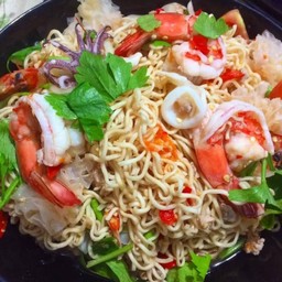 ยำมาม่า