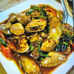 หอยลายผัดพริกเผา