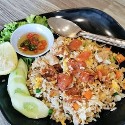 ข้าวผัดกุนเชียง