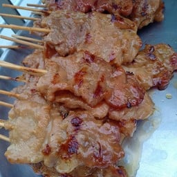 ข้าวเหนียวหมูปิ้งโบราณเตาถ่าน