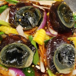 ยำไข่เยี่ยวม้า