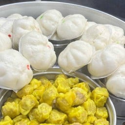 ขนมจีบซาลาเปา (ตลาดเหมืองแดง) ตลาดเหมืองแดง