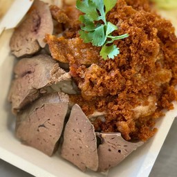 ข้าวมันไก่ทอด และตับ