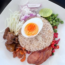 ข้าวคลุกกะปิ