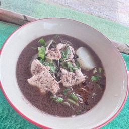 เกาเหลาหมูน้ำตก
