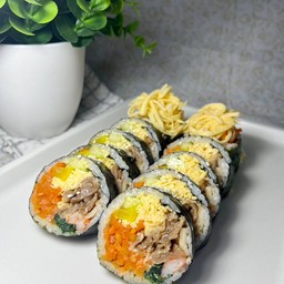 คิมบับ หมูผัดซอส บูลโกกิ Pork bulgogi kimbab