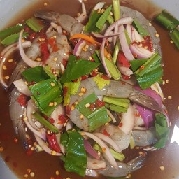 ยำกุ้งสด