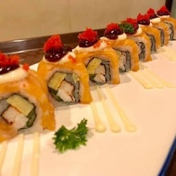 แซลม่อนโรล