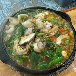 ผัดฉ่าปลากระพง