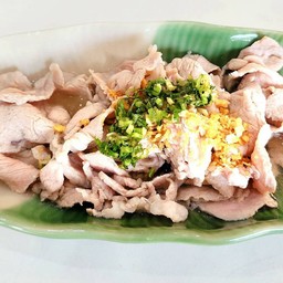 สันคอหมูลวกจิ้ม