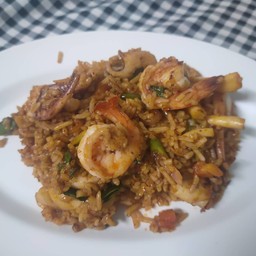 ร้านอาหารตามสั่งโอก้าซัง-มีผลไม้