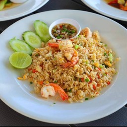 ข้าวผัดทะเล