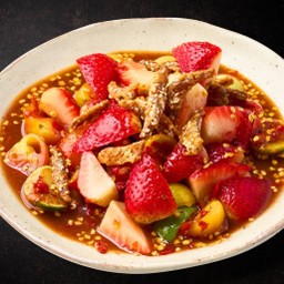 ตำสตรอว์เบอร์รี่ (ใส่กะปิ)