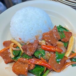 ข้าวเนื้อแดง