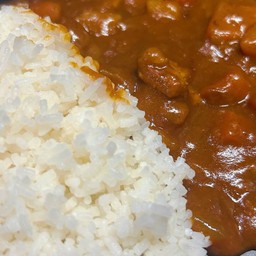 มีขายเฉพาะวันนี้ ข้าวหน้าแกงกะหรี่หมูญี่ปุ่น